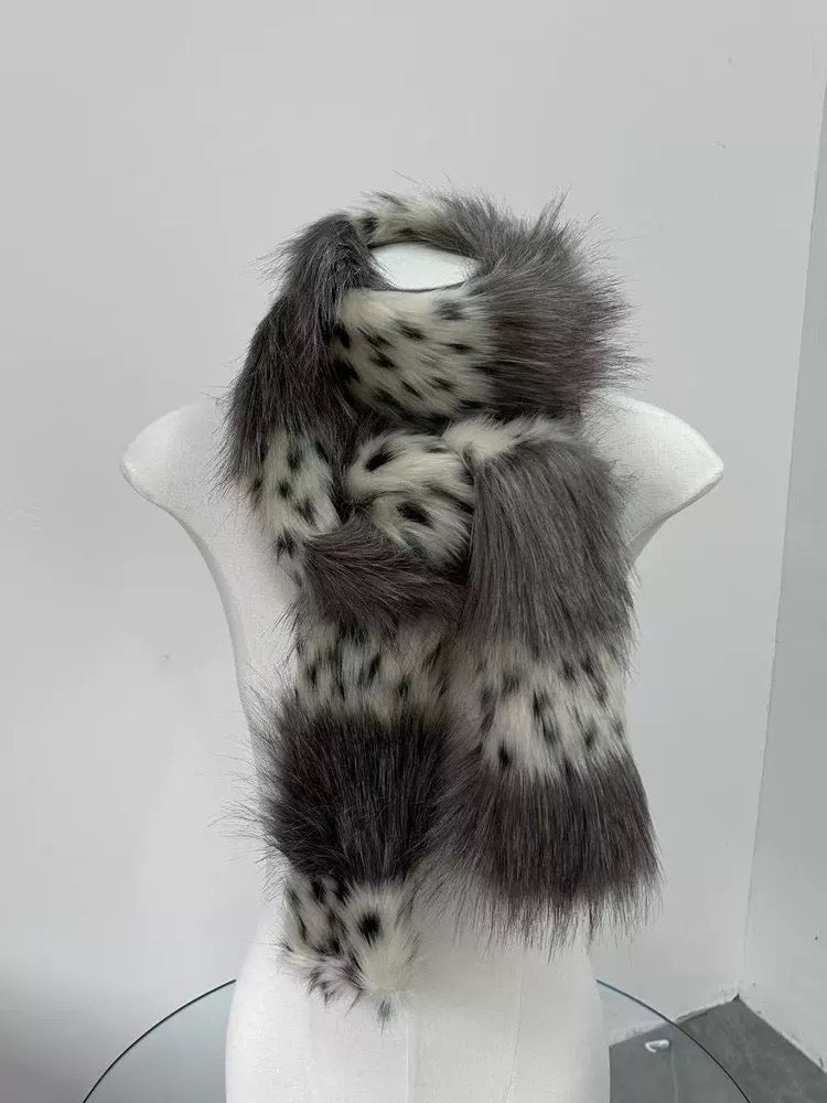 Frost Lynx Scarf