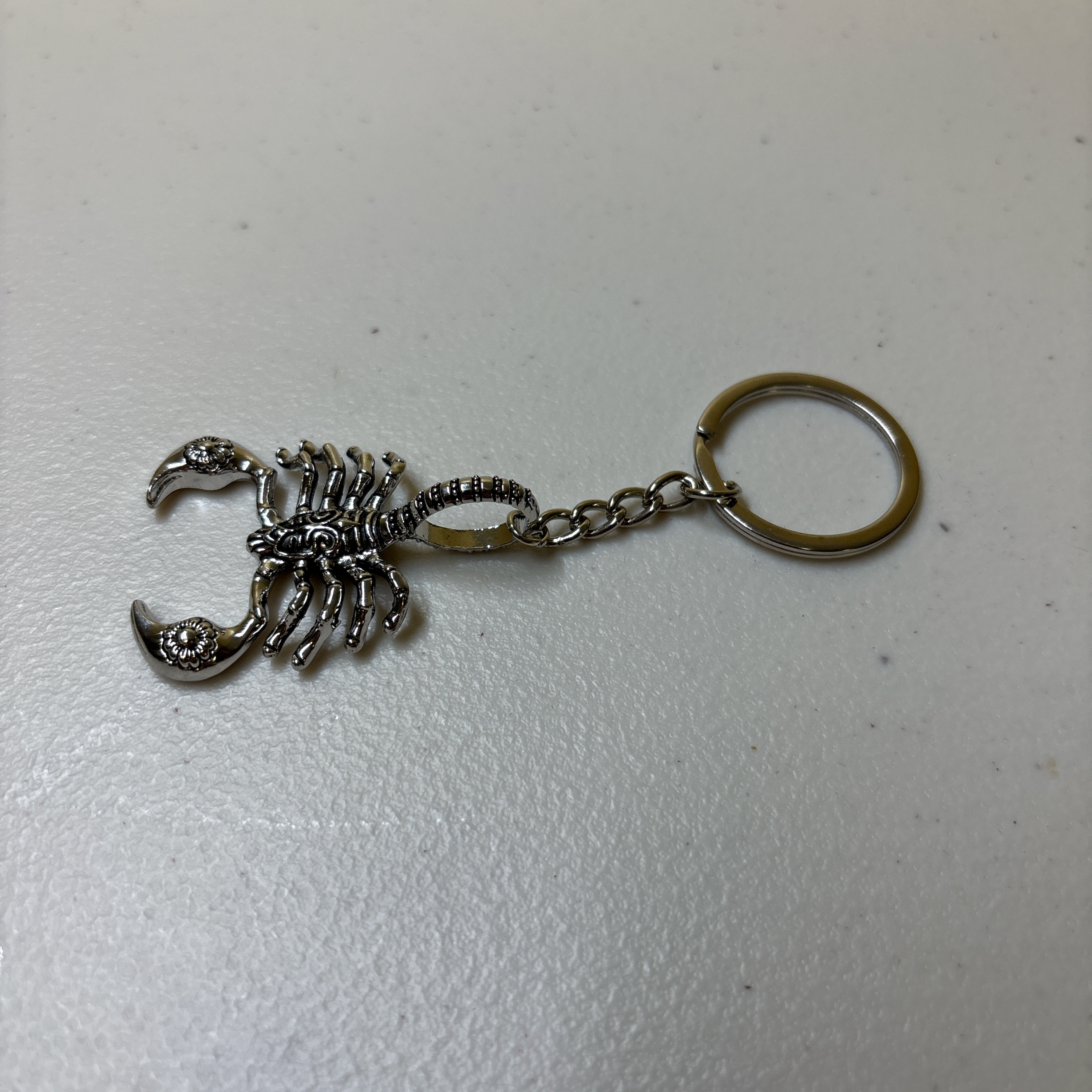 0182 - Y2K Scorpion Keychain