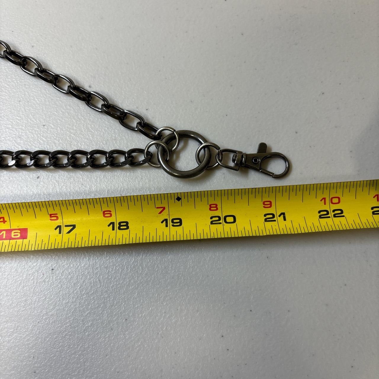 0657 - Spike Layered Dark Wallet Chain