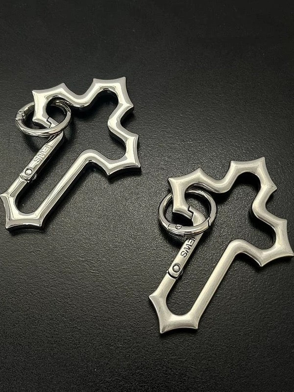 Cruciform Carabiner