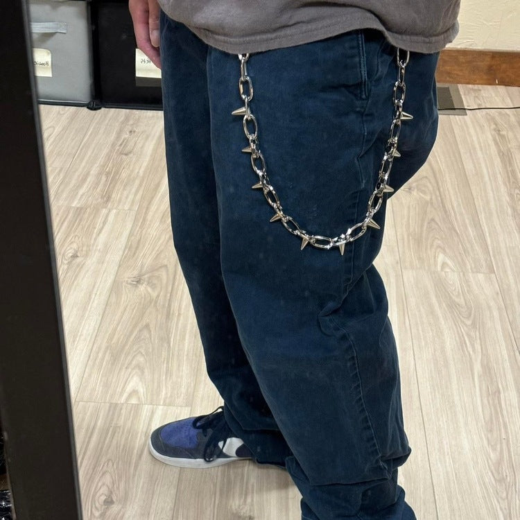 0132 - Spike Rivet Wallet Chain