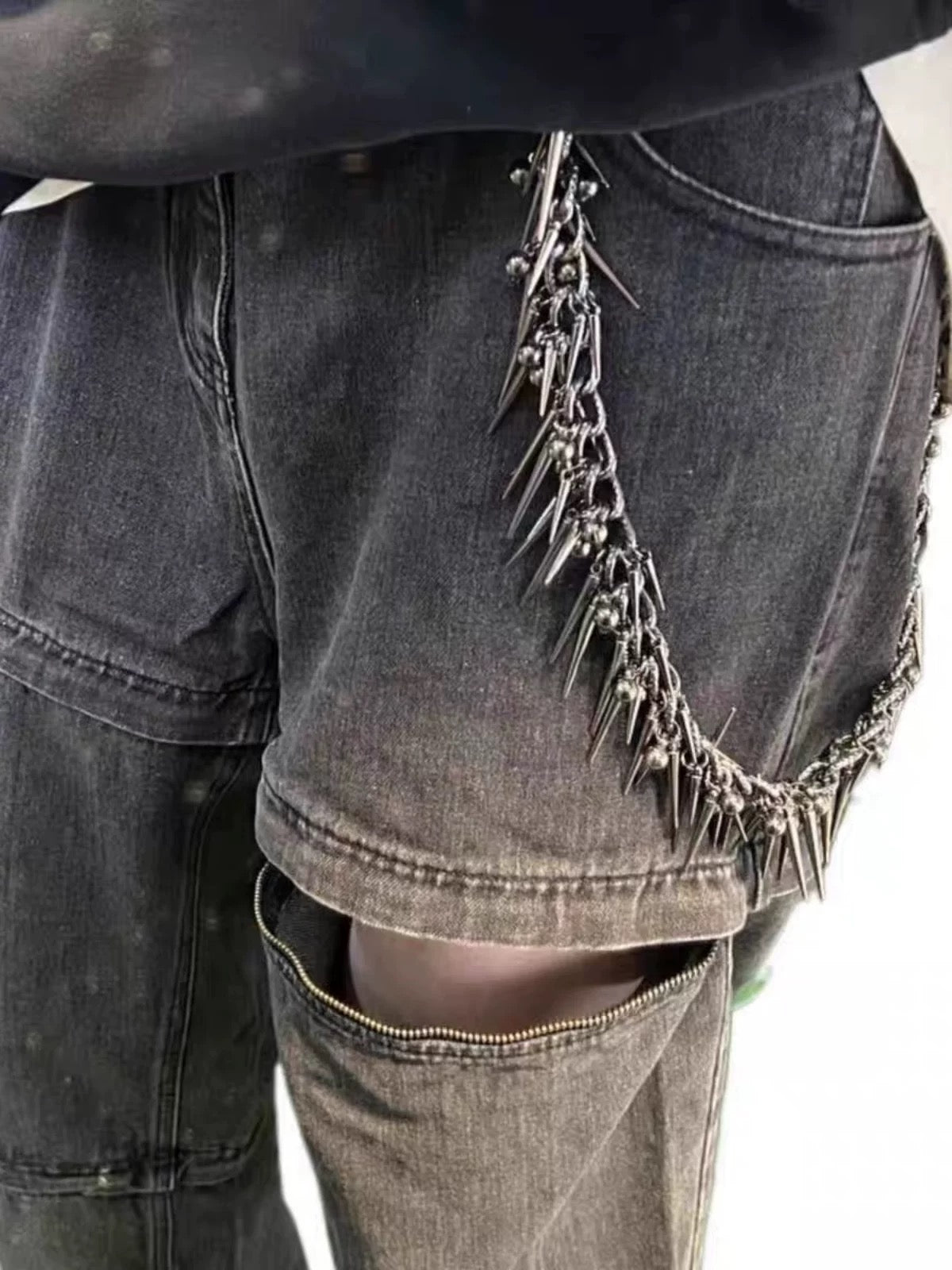 Rogue Spike Wallet Chain