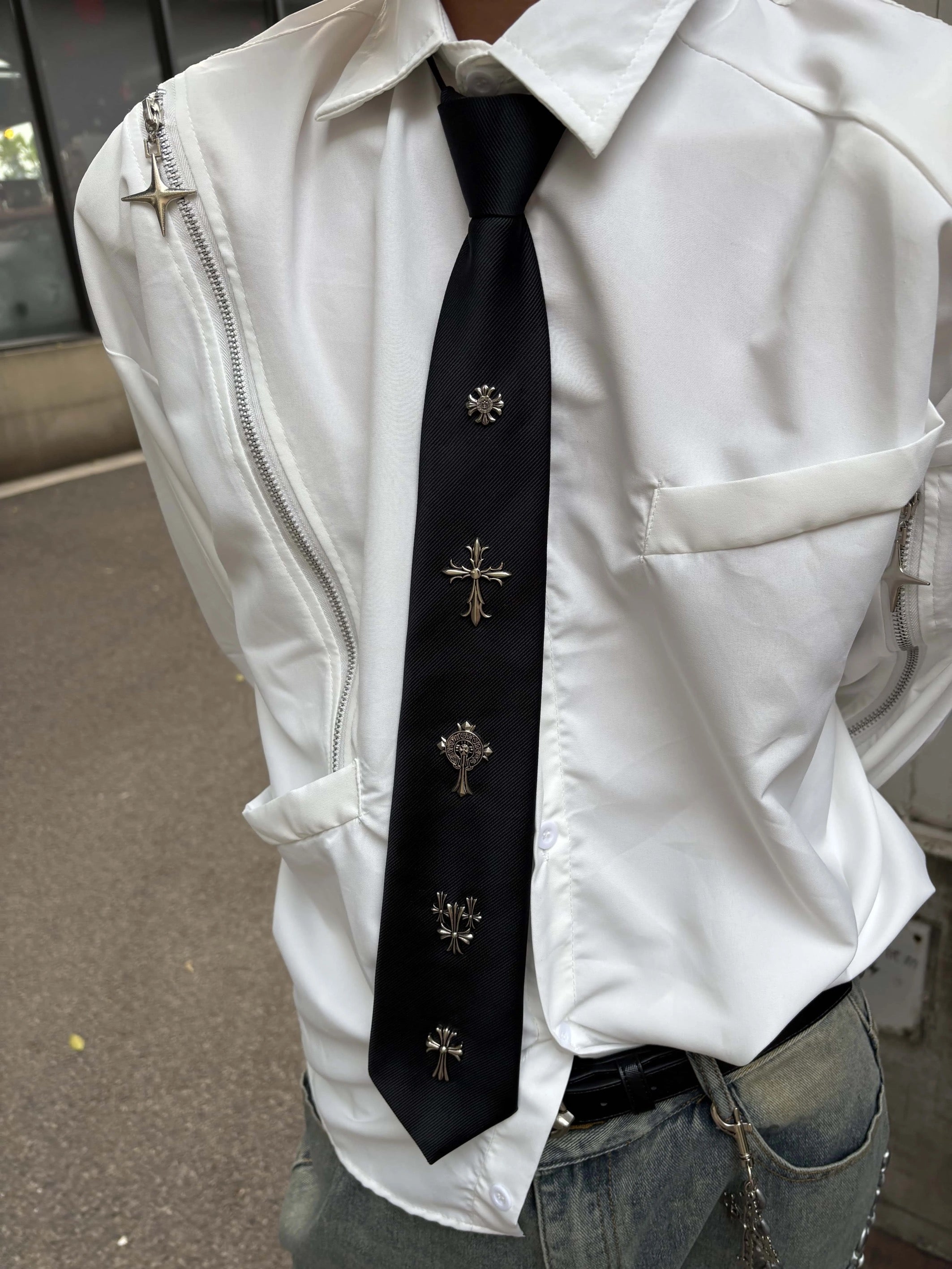 Crucifix Noir Tie