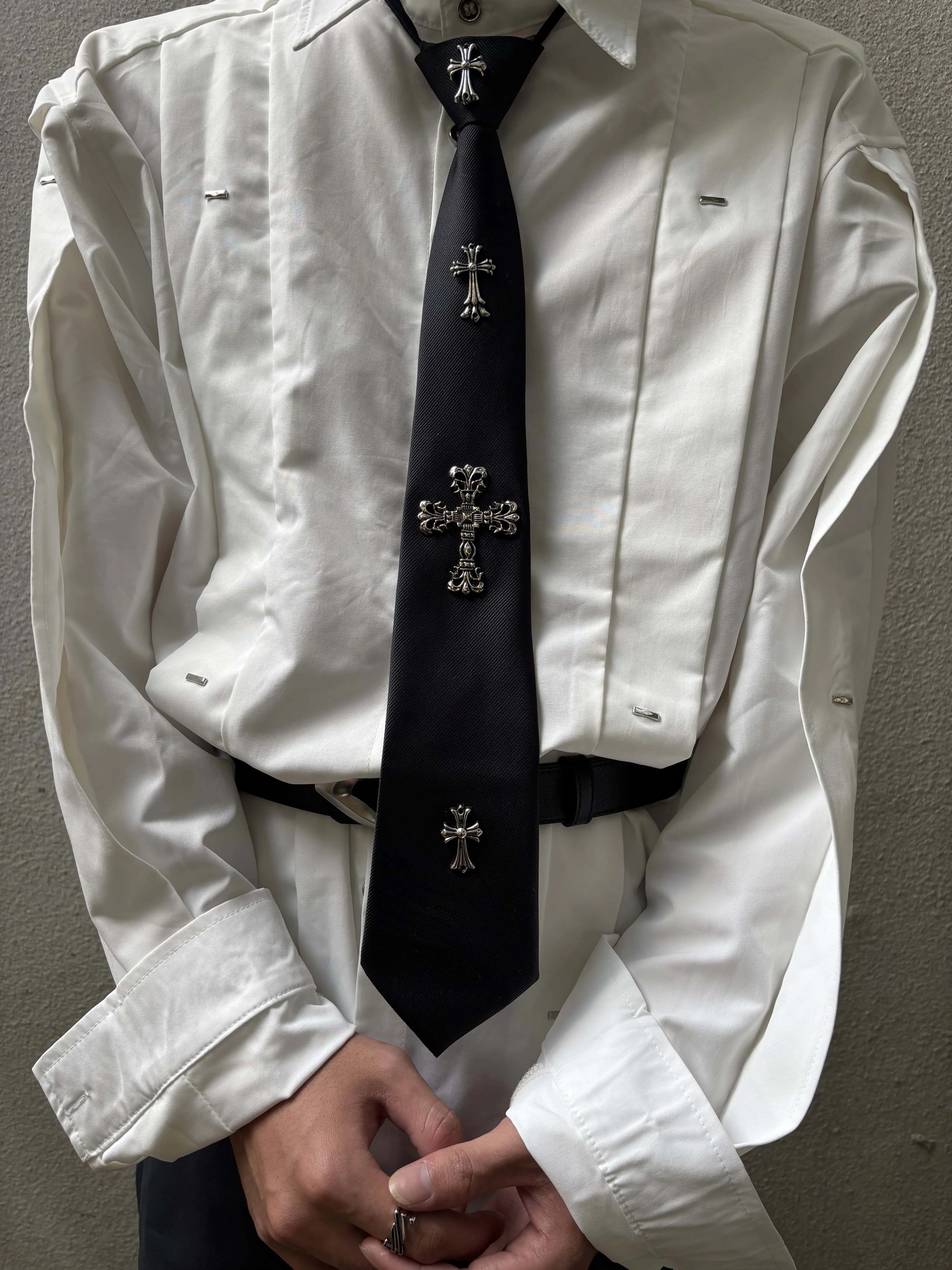 Gothic Relic Tie