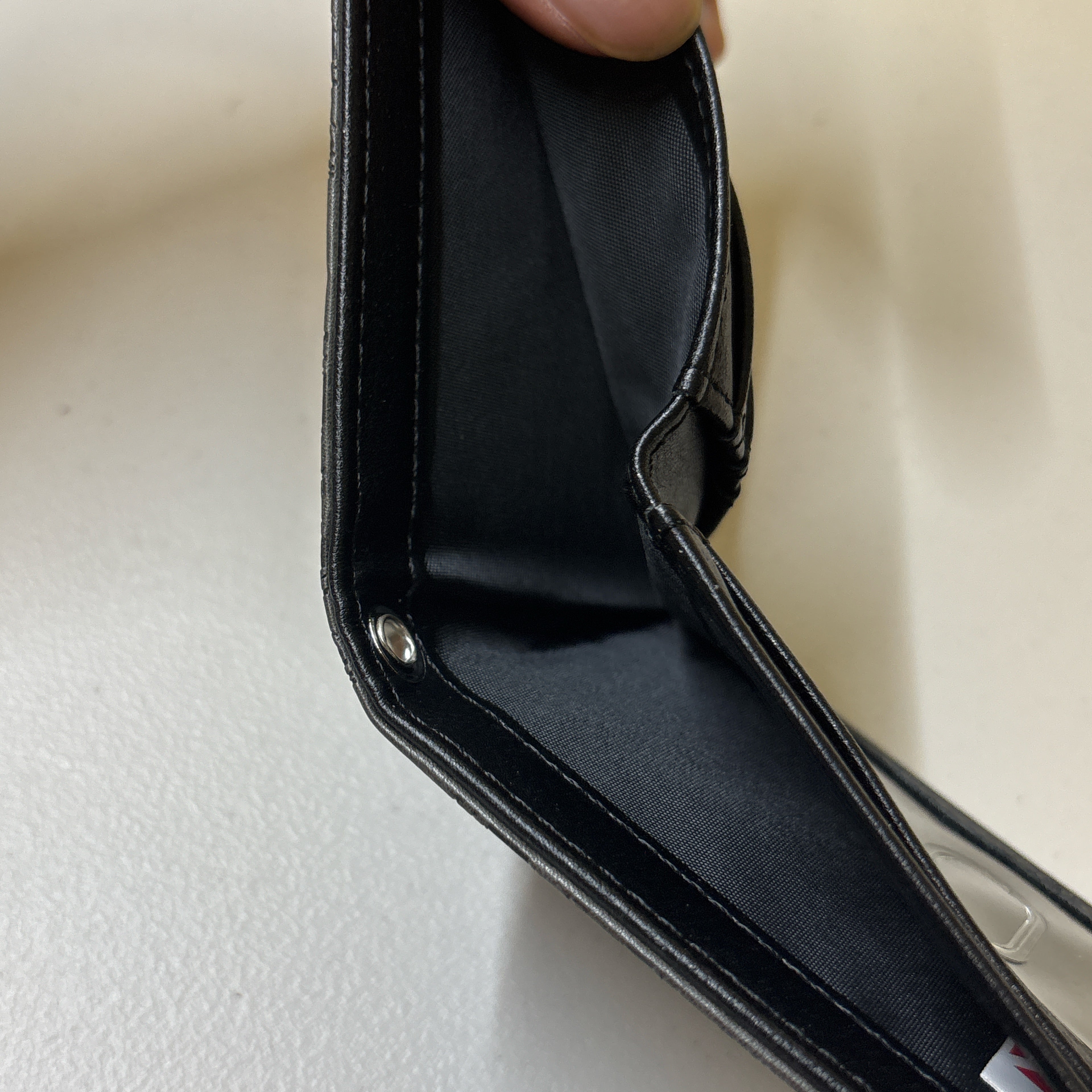 0136 - Engraved Skull Wallet