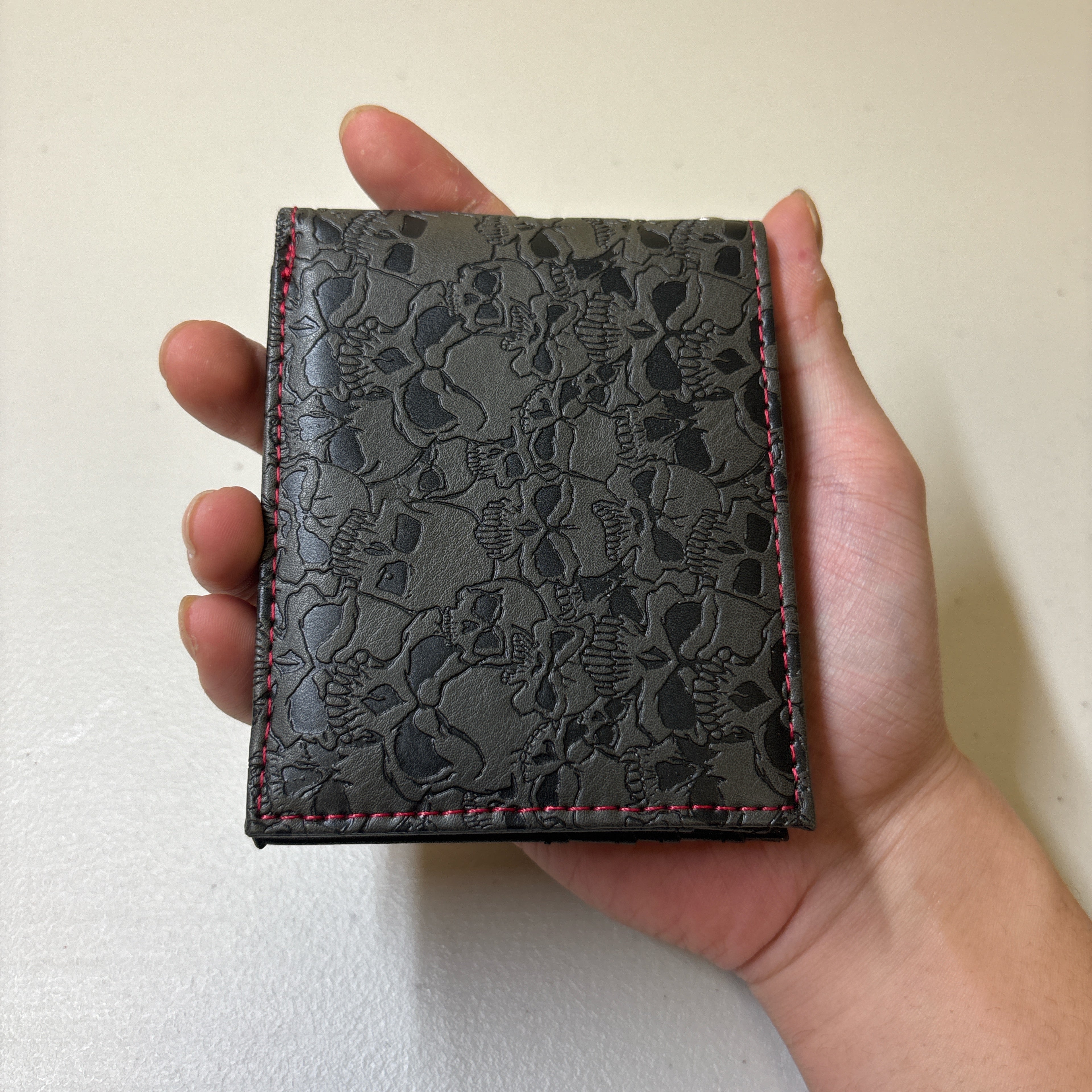 0136 - Engraved Skull Wallet