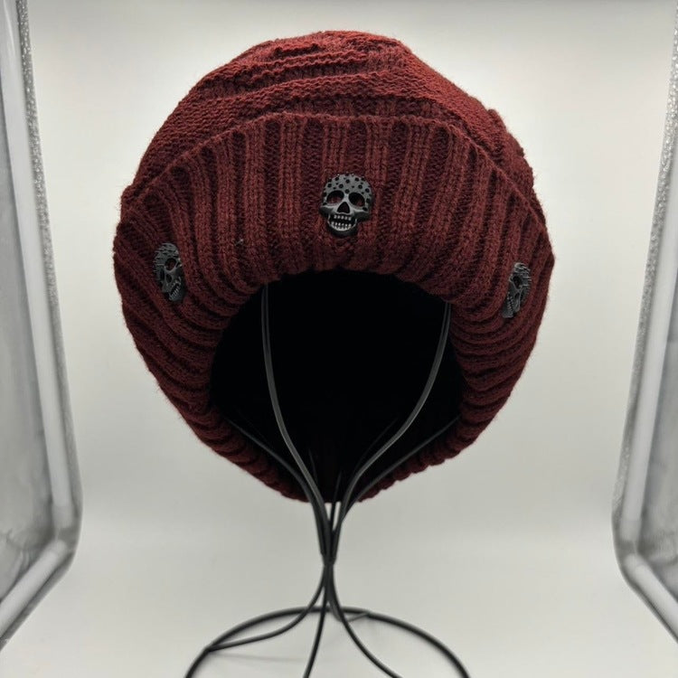 0492 - Skull Knitted Beanie (burgundy)