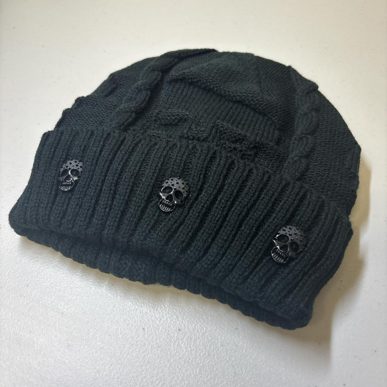 0667 - Skull Knitted Beanie (black)